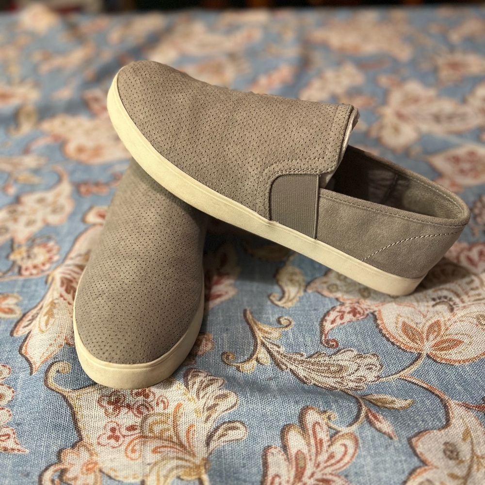 New Dr Scholls slip on sneaker - Picture 3 of 5